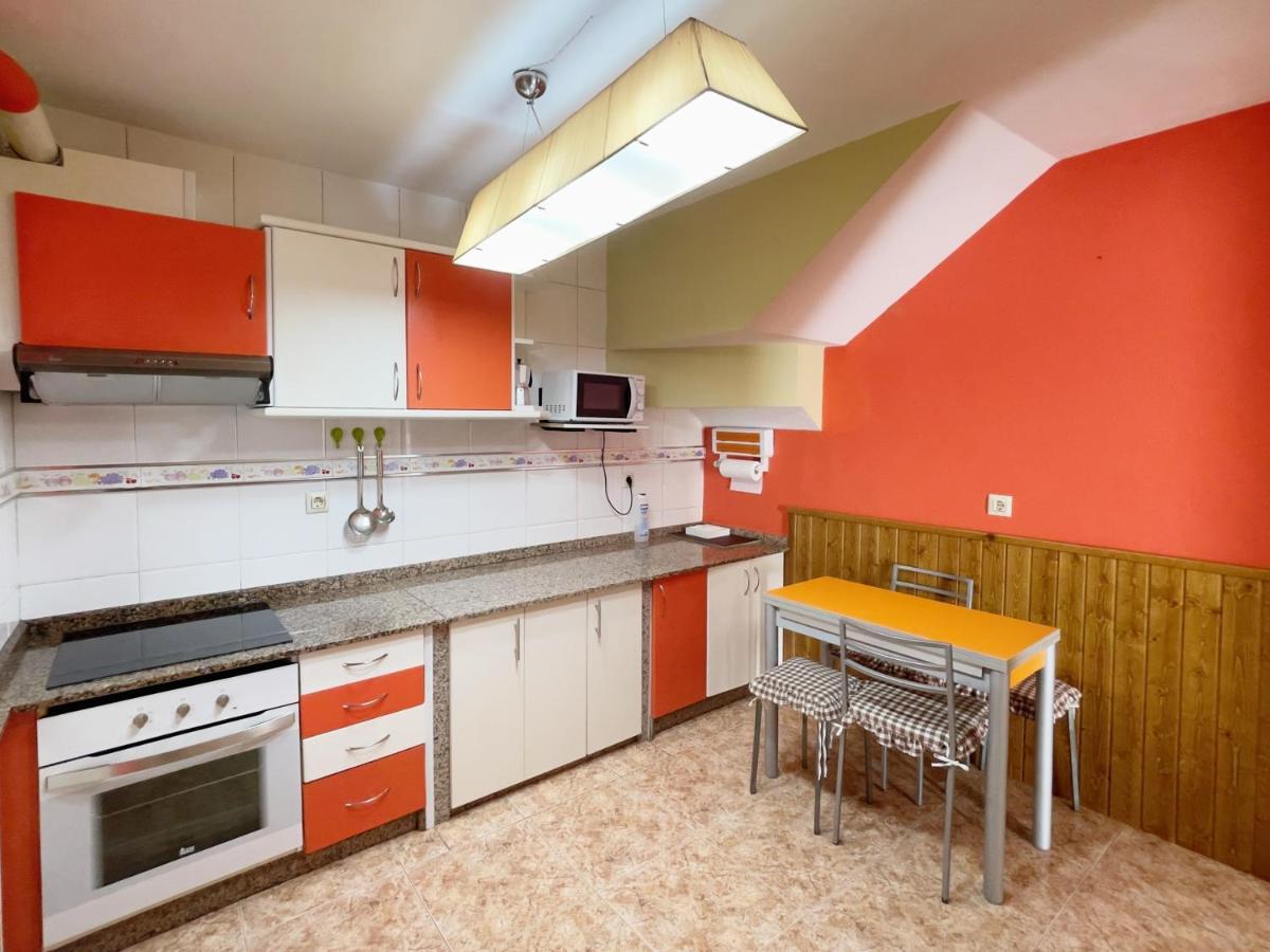 Apartamentos La Capitana Луарка Екстериор снимка